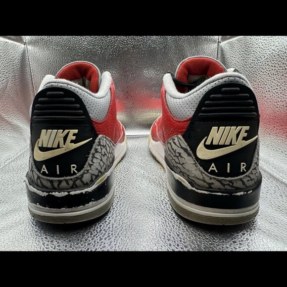 RARE 🚀 Size 8 - Nike Air Jordan 3 Retro SE Red Ck5692-600 Basketball Sneaker - Picture 11 of 12
